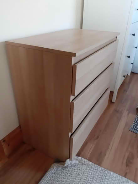 Photo of free Small chest of Drawers (Tuosist, Kenmare) #2