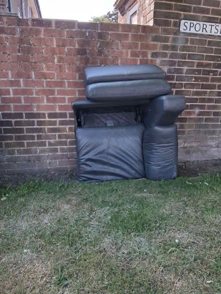 Photo of free Sofa recliner (Walkden M28) #2