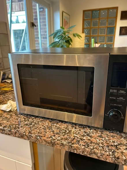 Photo of free Combi Microwave 800w (Denham Uxbridge) #1