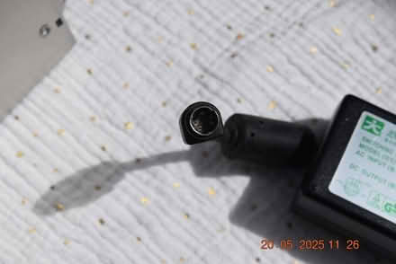 Photo of free 5V power supply (Wallingford OX10) #3