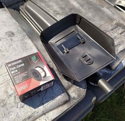 Photo of free Welding mask and flux cored wire (Fishponds BS16) #1