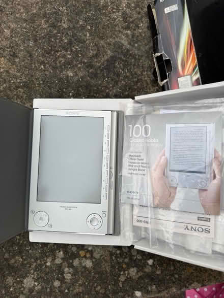 Photo of free Sony Reader PRS 505 unused (Warden Hill GL51) #2