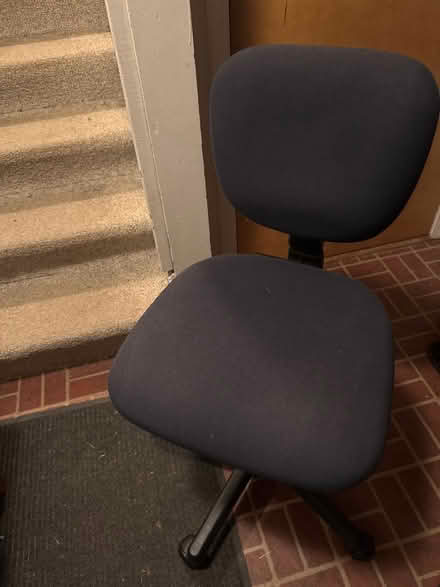 Photo of free Ergonomic office chair (West Brighton) #1