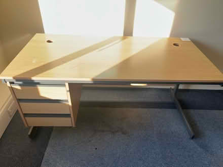 Photo of free Office desk (Penwortham PR1) #1