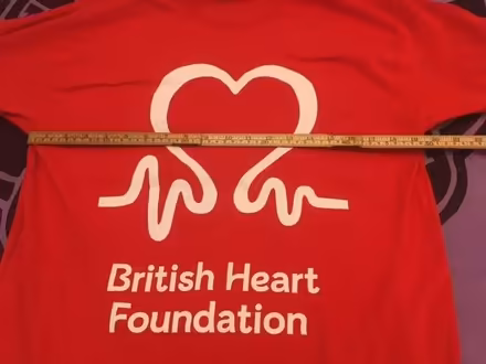 Photo of free T-shirt red large (Queens Park CM12) #1