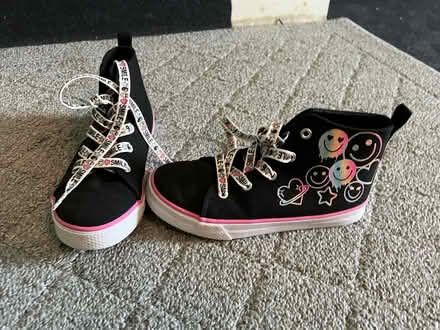 Photo of free Size 1 Youth Shoes (26 and Dequindre) #2