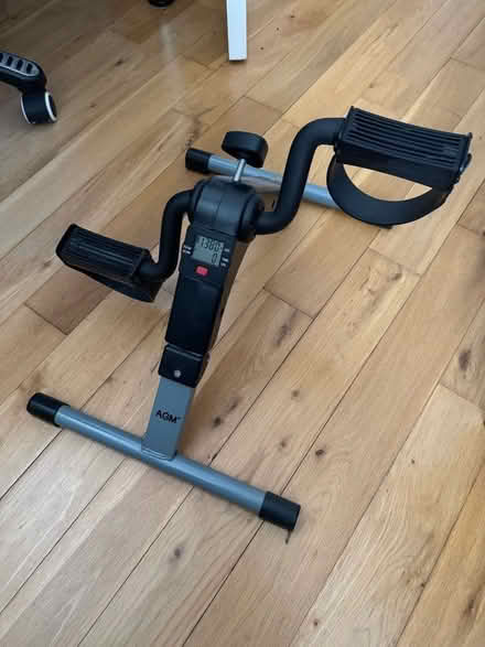 Photo of free Pedal exercise machine. (Rayne CM77) #1
