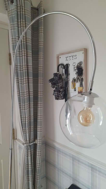 Photo of free tall lamp (Aston End SG2) #2