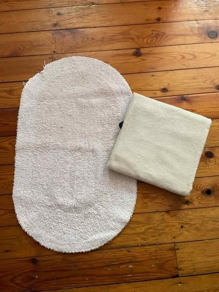 Photo of free Bathmat and towel (Oakworth) #1