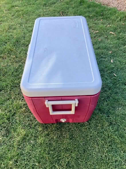 Photo of free Coleman cooler (96th Street & Thunderbird) #4