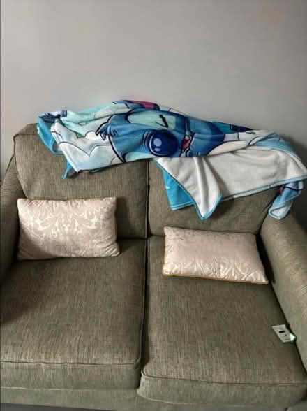 Photo of free Sofa and 2x chairs (Currock) #1