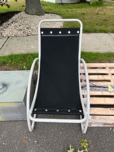 Photo of free items (Thompson/Harmony - Middletown) #3