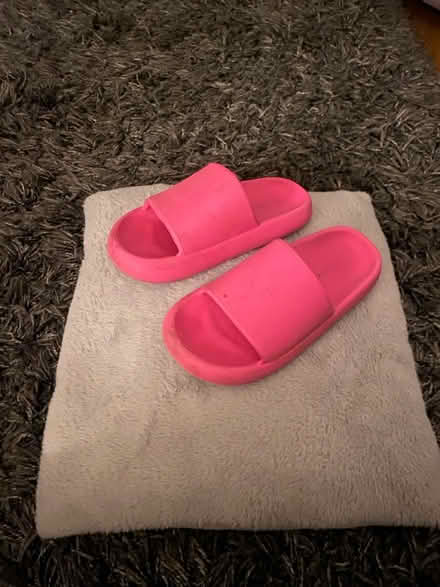 Photo of free Primark sliders size 4 (SK1) #1