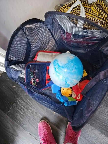 Photo of free Children's Toy Bits In Popup Bag (CT1) #2