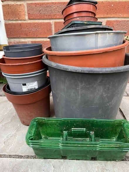 Photo of free Plant pots (Breadsall DE21) #1