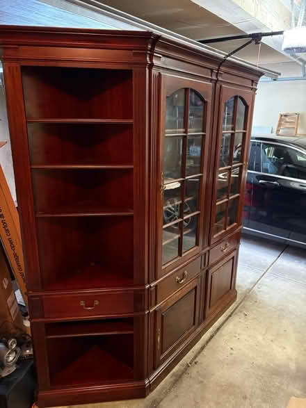 Photo of free China cabinet- media cabinet (Lake In The Hills) #1