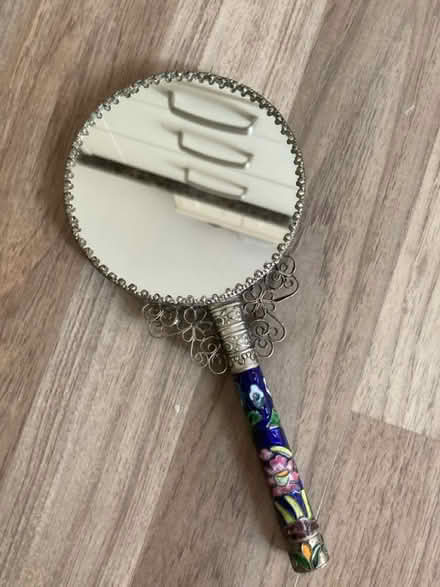Photo of free Handheld mirror (Farcet) #2