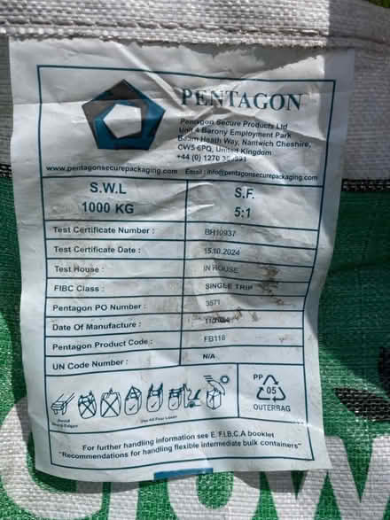 Photo of free 60l top soil bag (Farnham GU9) #2