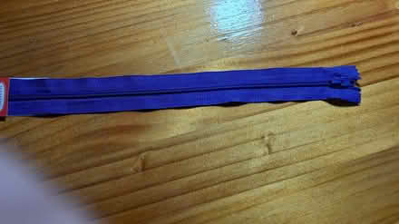Photo of ZIPS 25-30cm & 50-55cm lengths (Shepaprton 3630) #1