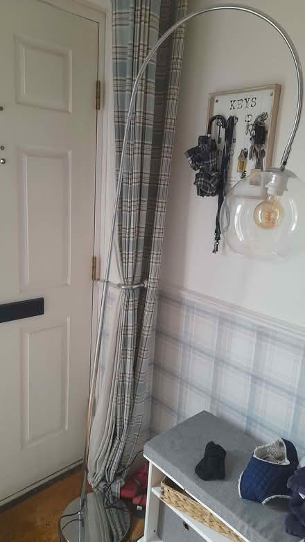 Photo of free tall lamp (Aston End SG2) #3