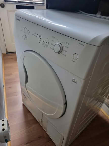 Photo of free Beko condenser dryer, working (L13) #3