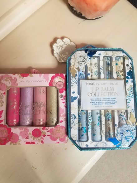 Photo of free Lip Balms (Near Bolingbrook High School) #1