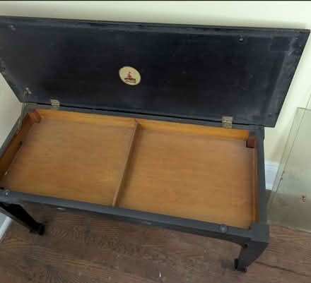 Photo of free Antique grand piano bench (NE Portland (Laurelhurst)) #3