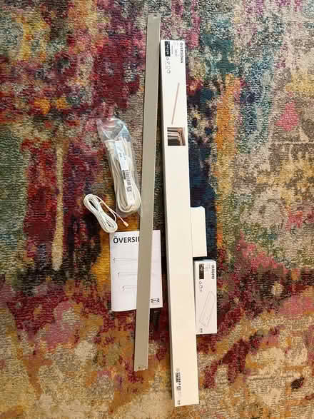 Photo of free IKEA oversidian & trafdri (83rd & Mendingwall) #1