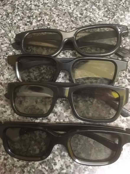 Photo of free four pairs of 3-D glasses (Queens Park CM12) #1