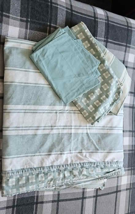 Photo of free King size duvet cover (Chaddesden Wood DE21) #1