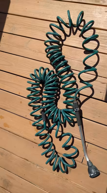 Photo of free Expanding hose (Oakland near Mills College) #1