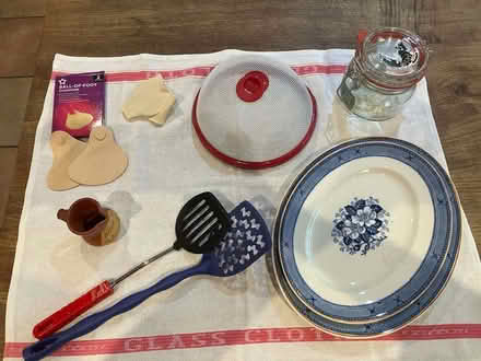 Photo of free Kitchen items and footcare (Goffs Oak EN7) #1