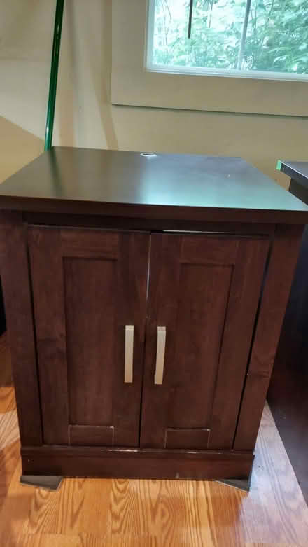 Photo of free Office Desk (Eagledale, Bainbridge Island) #3
