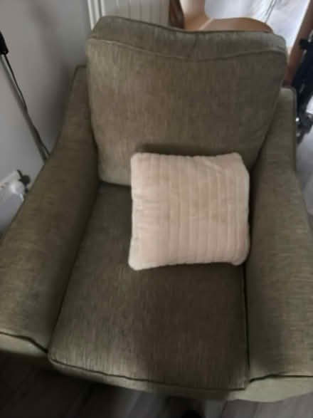 Photo of free Sofa and 2x chairs (Currock) #3