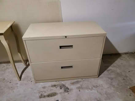 Photo of free 2 drawer lateral filing cabinet (Central SR, Near Whole Foods) #3