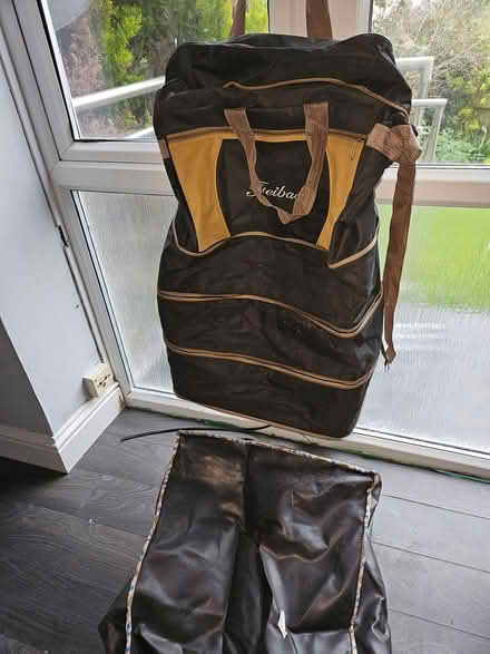 Photo of free Very Large Holdalls (CT1) #1