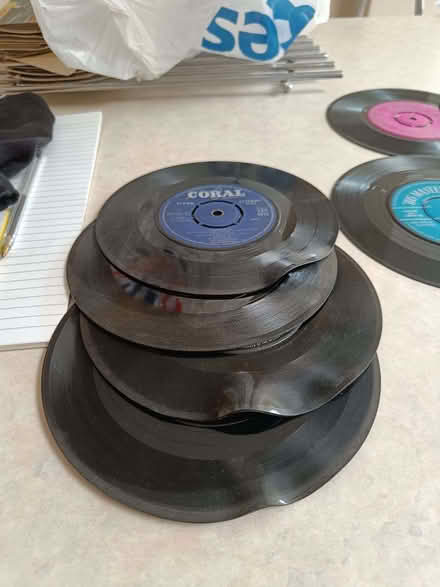Photo of free Vinyl 45s from the 50s and 60s (Adeyfield HP2) #3