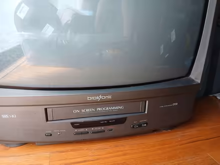 Photo of free 20" CRT TV with built-in VHS (Mountain View near downtown) #1