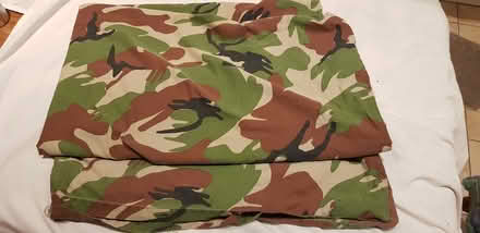 Photo of free Single duvet cover, camo design (Bowbridge GL5) #1