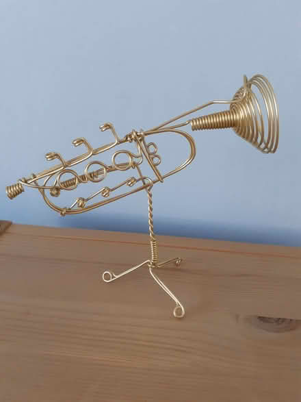 Photo of free Wire trumpet decoration (Wandsworth Common SW12) #1