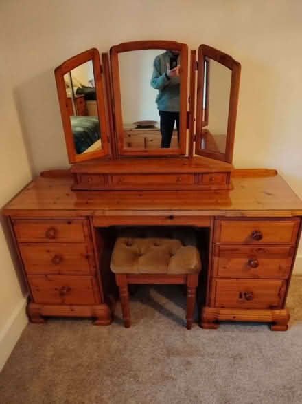 Photo of free Pine dressing table and stool (Woodford IG8) #1
