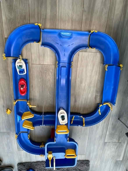 Photo of free Big Waterplay Niagra - TW11 (Teddington TW11) #1