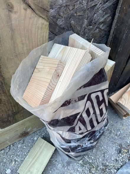 Photo of free larch offcuts, untreated (Greystones S11) #2