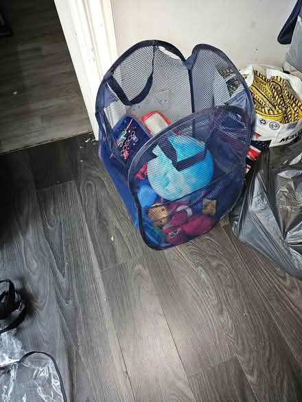 Photo of free Children's Toy Bits In Popup Bag (CT1) #1
