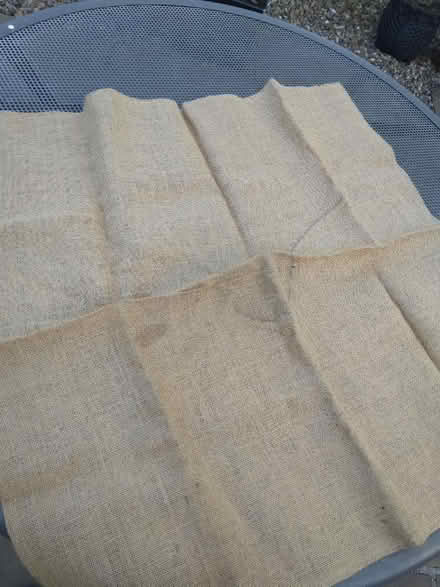 Photo of free Hessian piece of cloth 80x80cm (Millhouses S7) #1