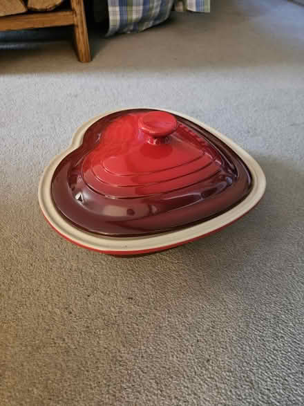 Photo of free Le Creuset Oven Dish in red (Hest Bank.) #2