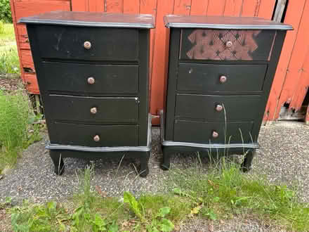 Photo of free 2x bedside cabinets (G535UQ) #1