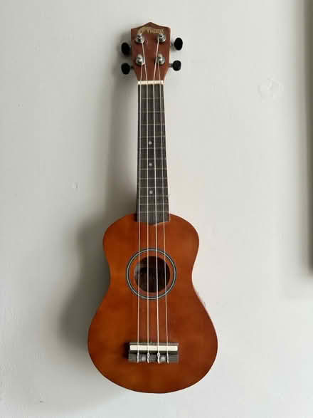 Photo of free Decorative Ukulele (So19 9ah) #1