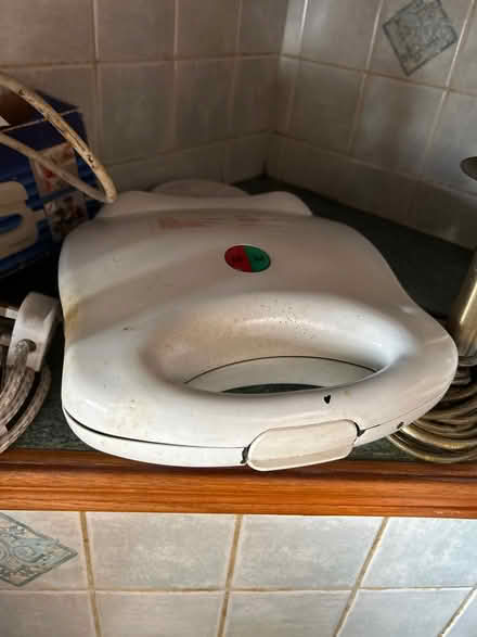 Photo of free Toast maker (FY8 St Anne’s) #1