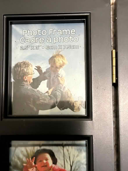 Photo of free Small dual picture frame (L5L 5P5) #3